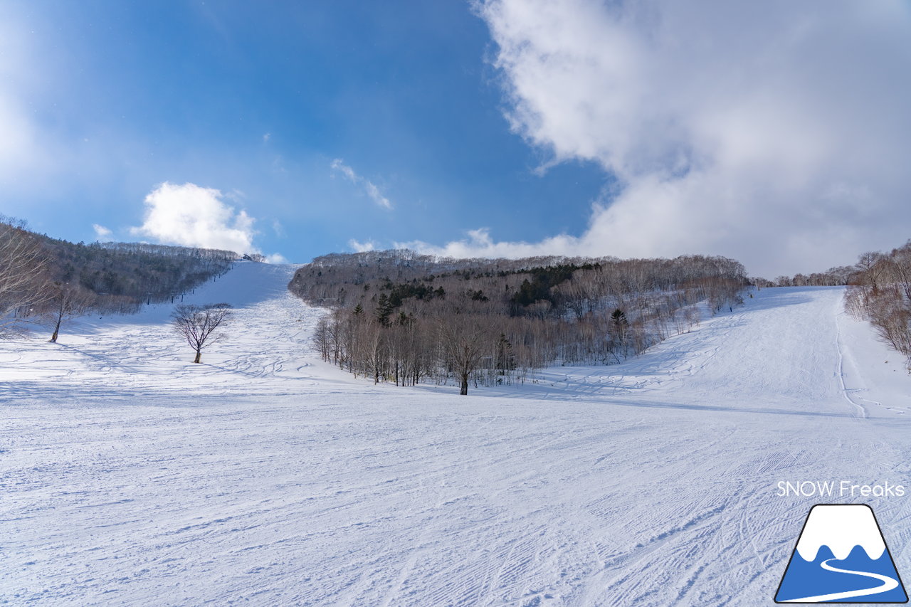 十勝サホロリゾート｜道東の粉雪はレベルが違う☆抵抗感皆無のさらさらパウダースノーへ滑り込め！(*^^*)